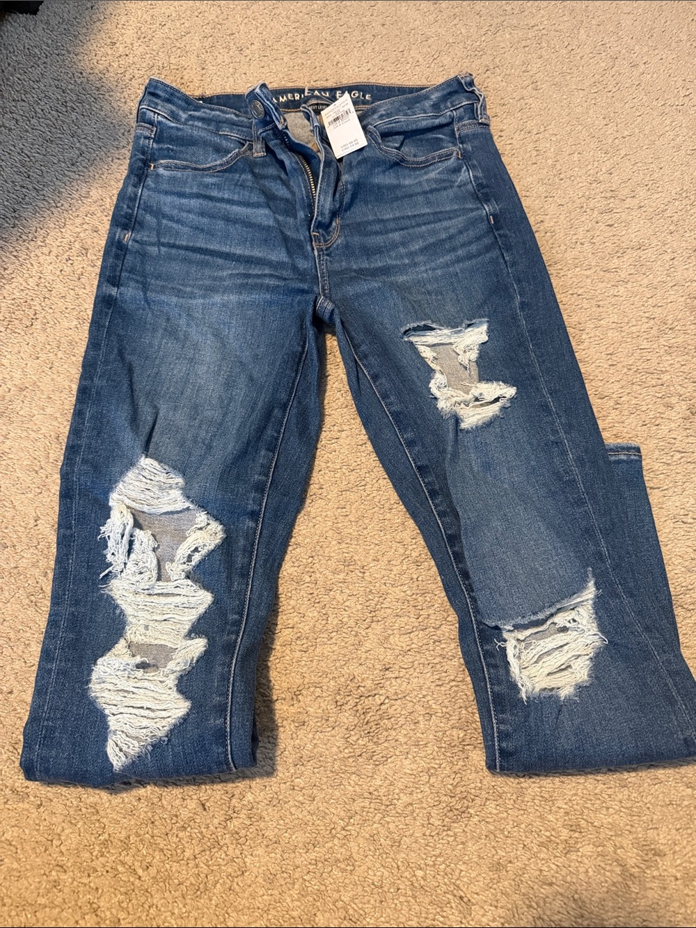 American Eagle Outfitters Women's distressed jeggings